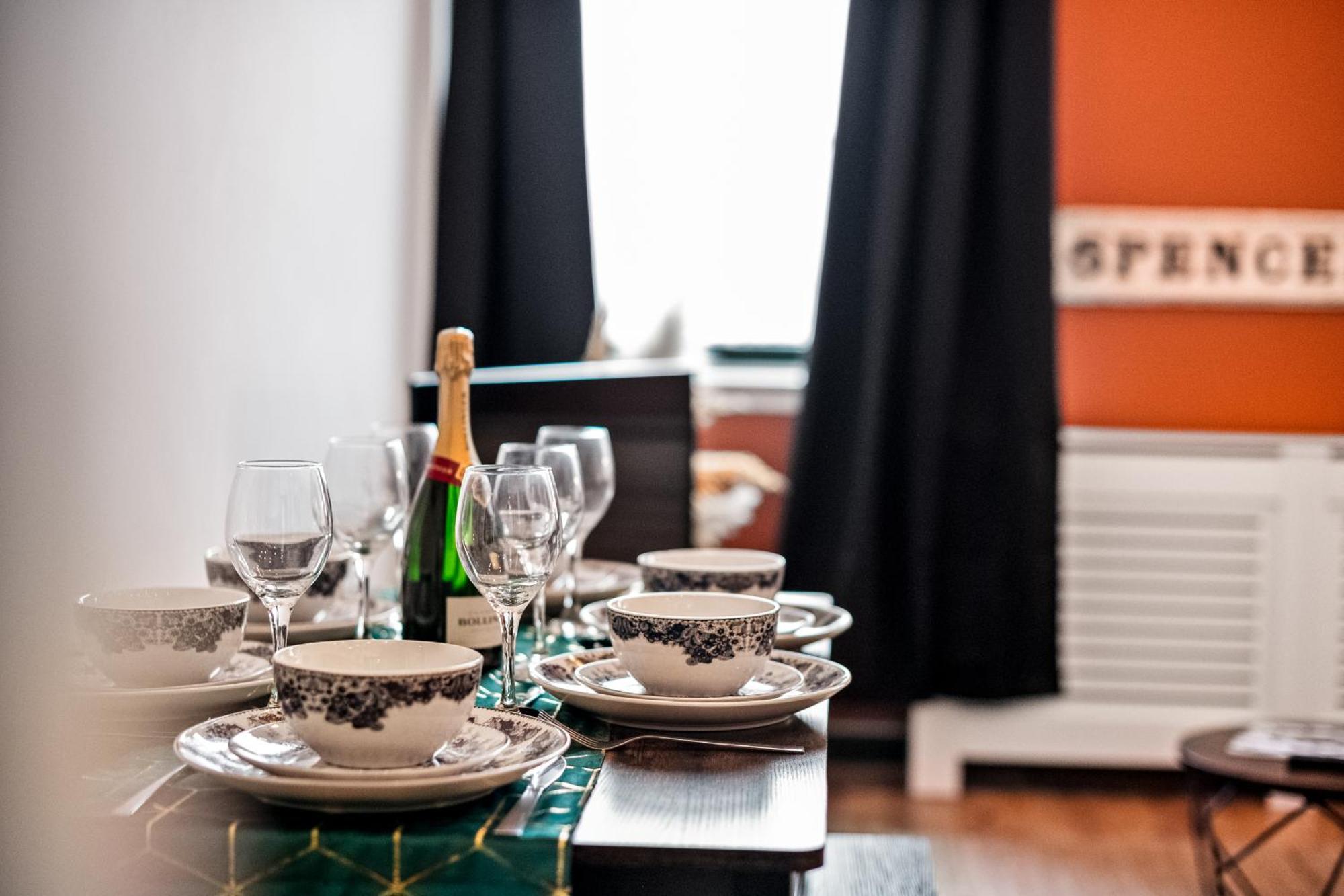 Spacious Birmingham City Apartment Dış mekan fotoğraf